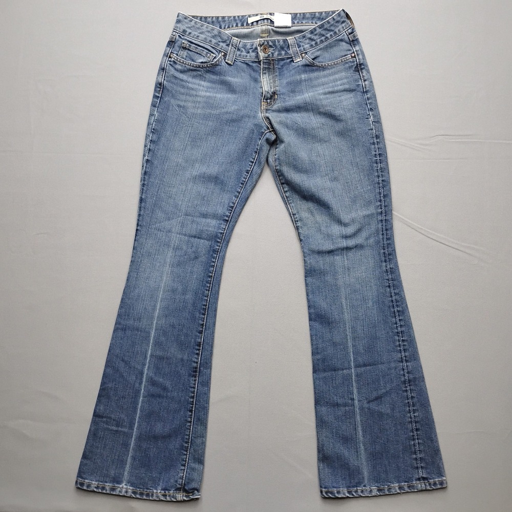 Gap Curvy Flare Jeans Womens 8 Medium Wash Blue Denim Low Rise 32x32 315228-00-1